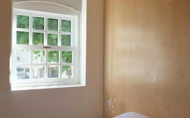 Porto Serralves Designing Apartment