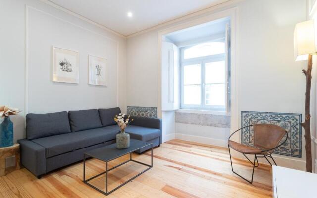 Baixa Cozy 2BR with AC - by LU Holidays