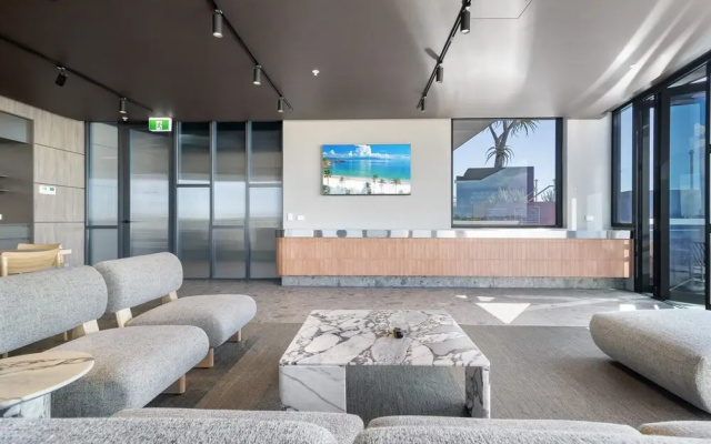 Spacious 2-bed Apartment in North Fremantle