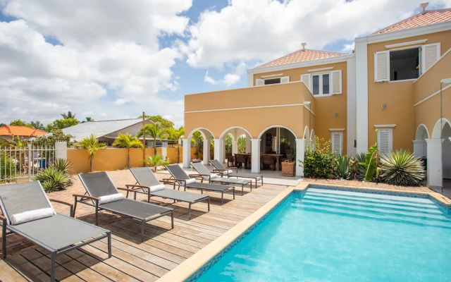 Atlantis Beach House