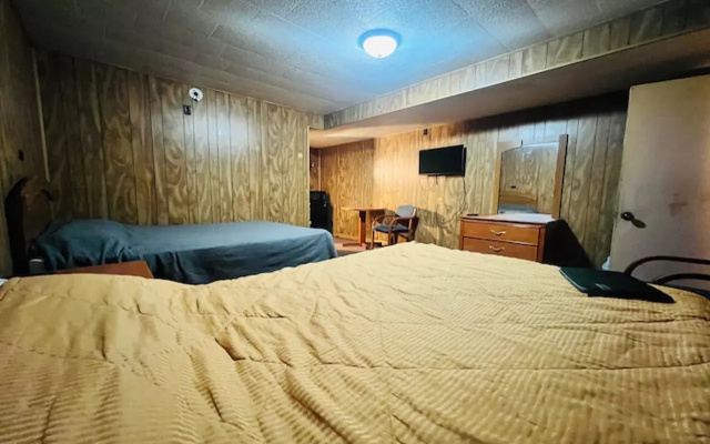 Sycamore Motel Havana Near Illinois River