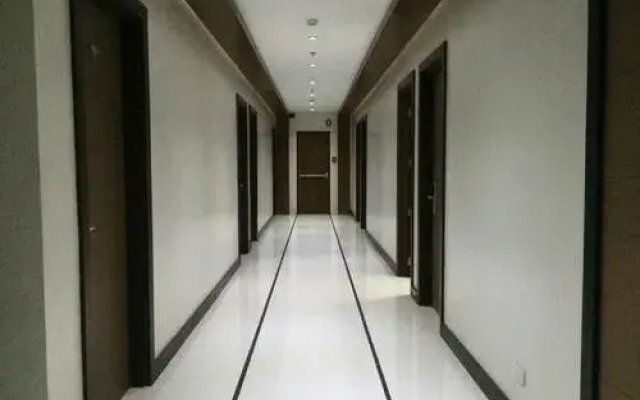 OYO 125 West Makati Hotel