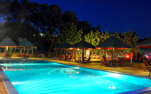 Laya Leisure