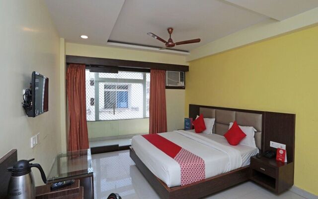 OYO 4028 Hotel Rumani