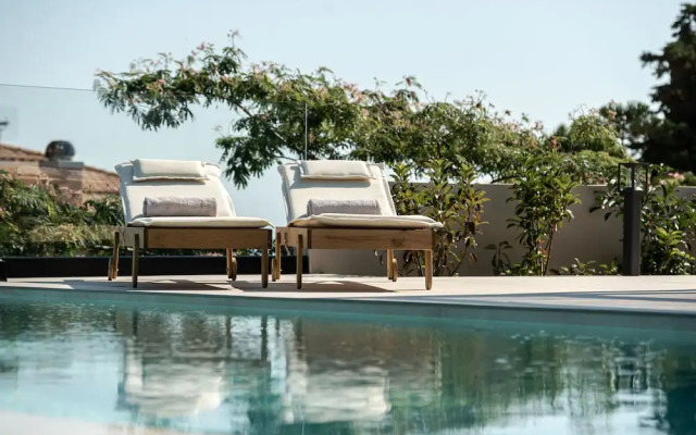 Ananta Blue Residence