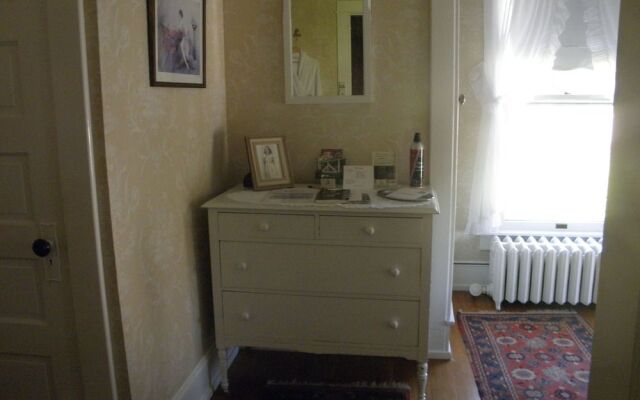 The Doctor's Inn Virginia