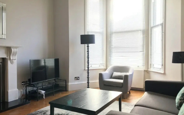 6 Ongar Road by Viridian Apartments
