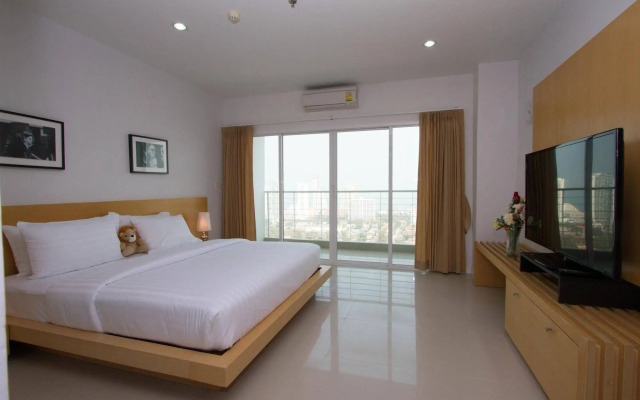 Evergreen Pattaya Serviced Residences 