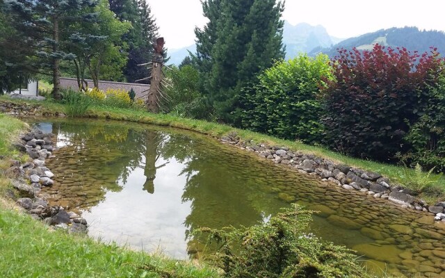 Gstaad - Amazing Lake Chalet