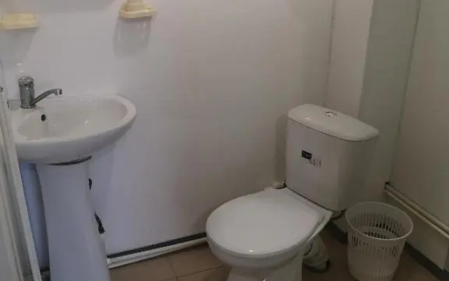Inn Azov 555