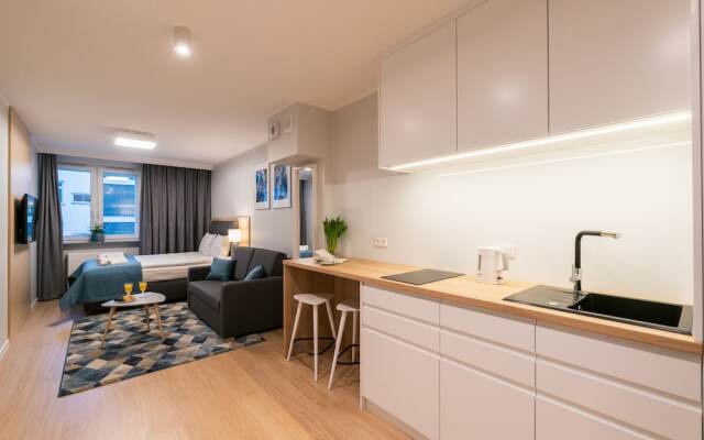 Q17 Apartments