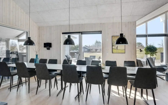 5 Star Holiday Home in Albaek