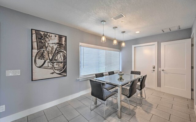 Remodeled Naples Getaway w/ Pool ~ 1 Mi to Beach!