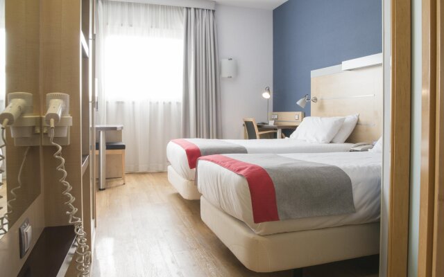 Holiday Inn Express Barcelona - Molins de Rei, an IHG Hotel
