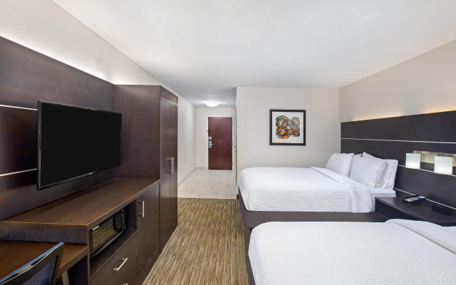 Holiday Inn Express & Suites Locust Grove by IHG