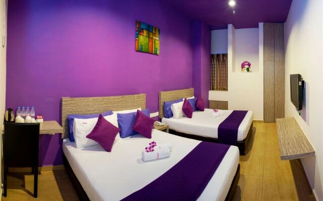 HereHotel Dormitory