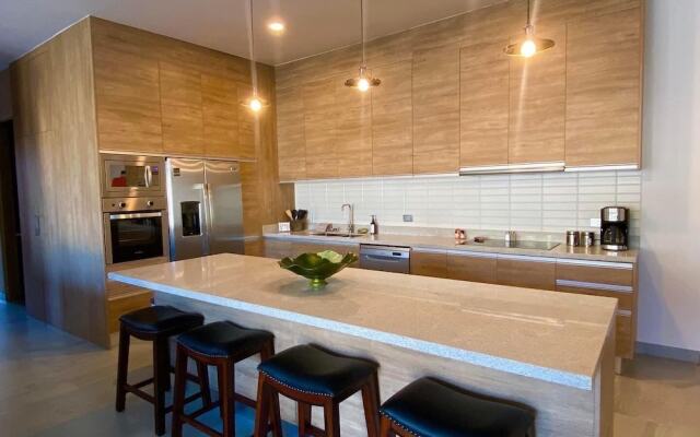 New Luxury Condo Luna at Miro Los Cabos