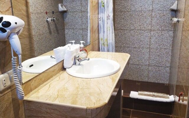 Amtallpa San Blas Inn