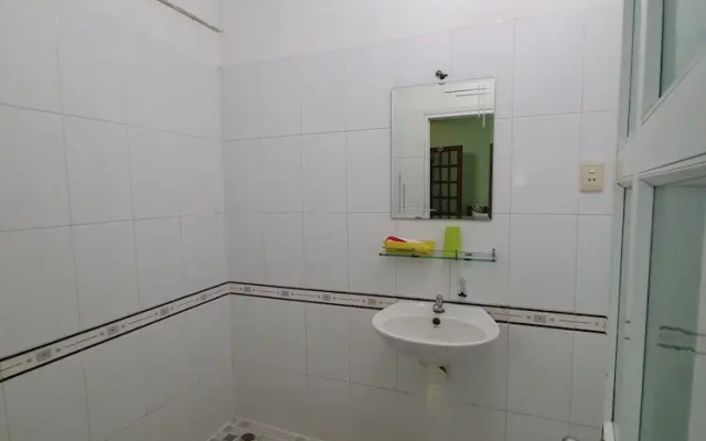 Tan Truong Son Hotel