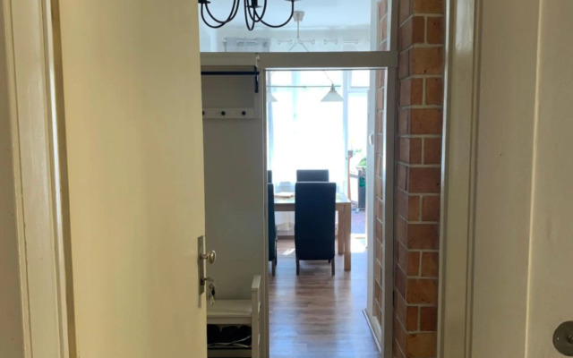 Anenska by Charles Bridge 2