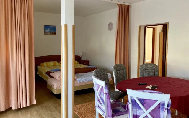 Holiday House Perkic Mm