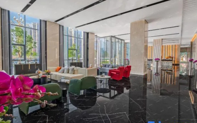 M Hotel