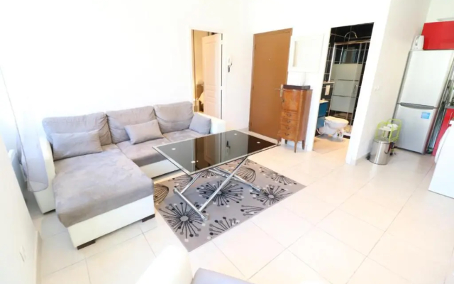 Carré D'Or 1 Bedroom 2 Mins From Croisette 5 From Palais 243 - Apartment in 戛纳 - Photo 2