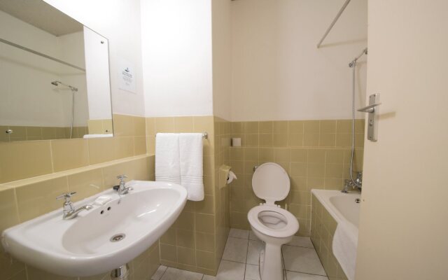 Gardens Centre Holiday Apartments