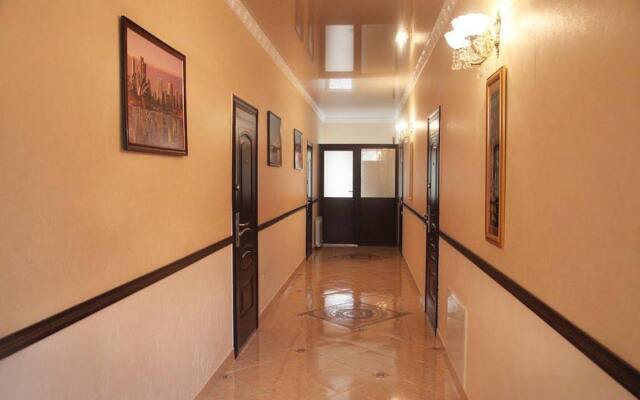 Yalana Guest House