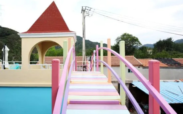 Tongban Parent-Child B&B (Yanqing Badaling Town)