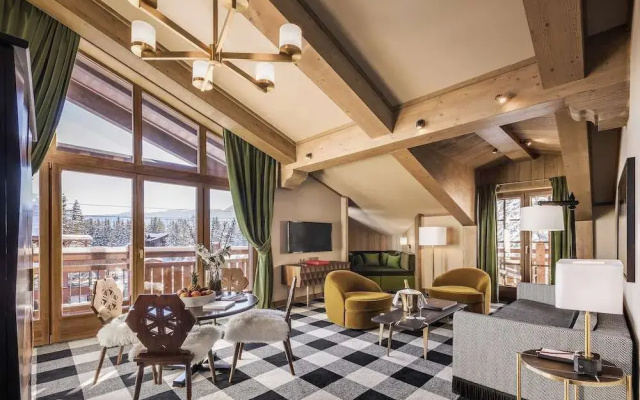 Apogee Courchevel, Oetker s