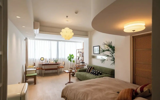 Shanghai Moxi Homestay Sports Stadium