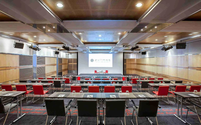 Pullman Paris Centre-Bercy Hotel