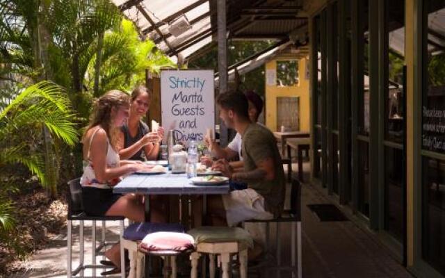 Manta Lodge YHA & Scuba Centre Hostel