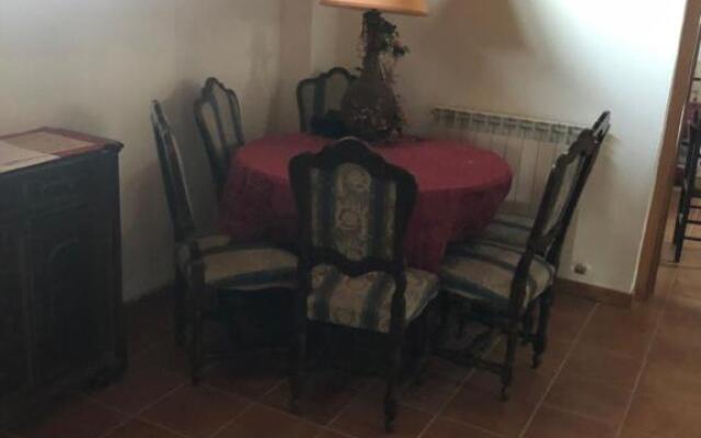 Secluded Villa in Parenti with Garden