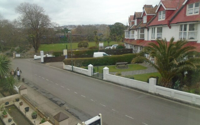 Cherwood Guesthouse