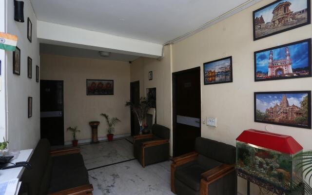 OYO 23478 Hotel Kamran Residency