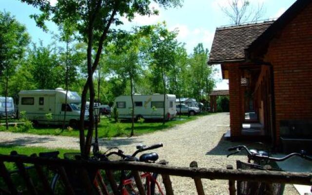 Camping Zasavica