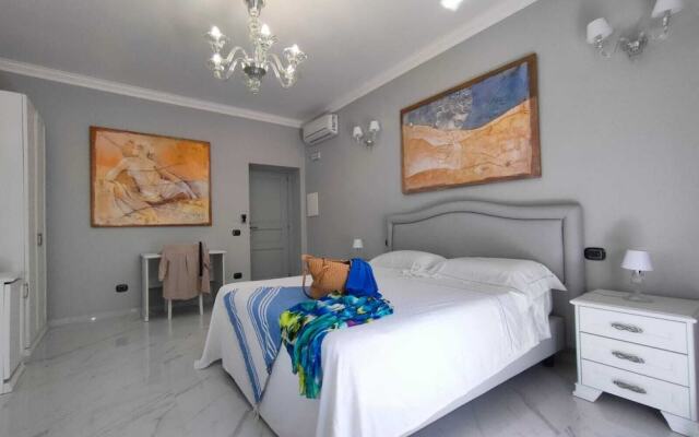 Lipari Suite