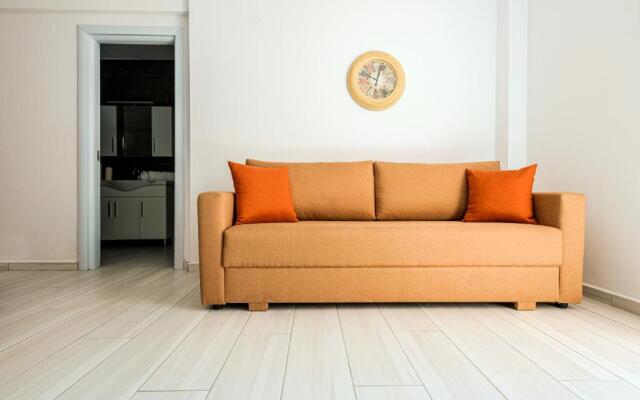 Design Suites Efharis (Syrah)