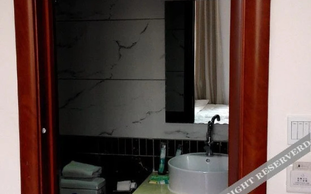 Yiming Hotel