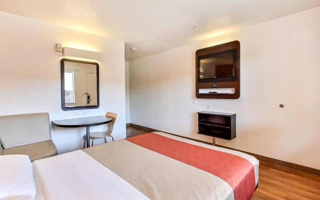 Motel 6 – San Jose, CA - South