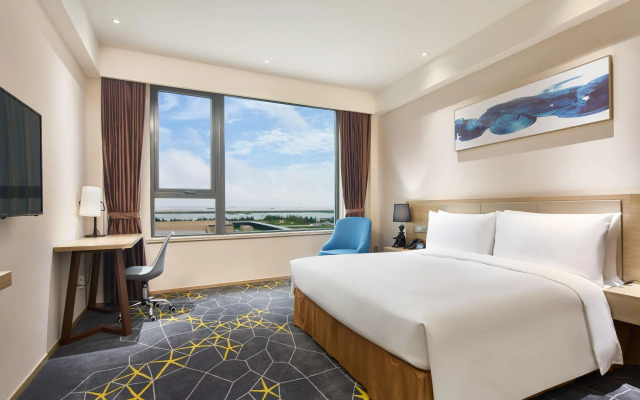 Q-Box Hotel Shanghai Sanjiagang