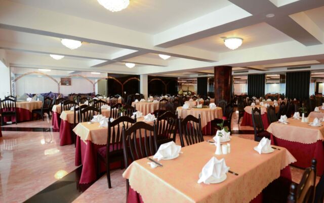 Taw Win Garden Hotel