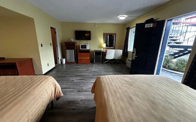 OYO Travelers Inn