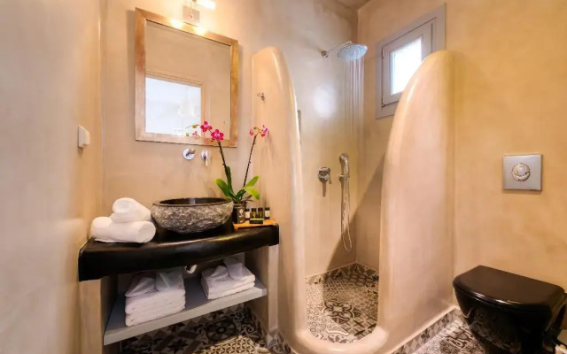 White Harmony Suites