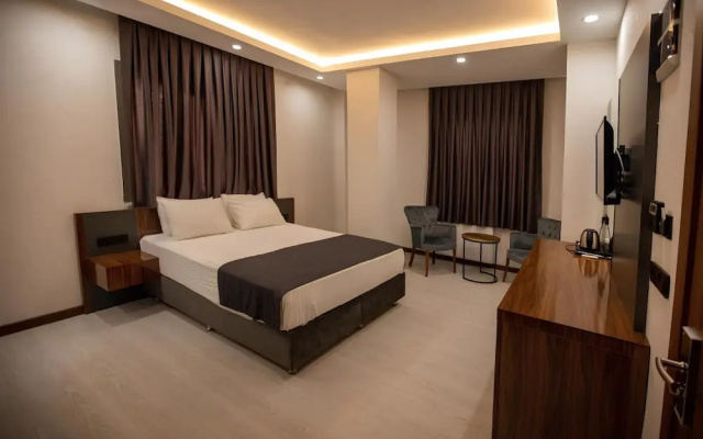 Med Airport Hotel