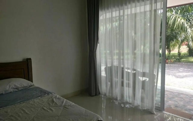 Baan Suan Nam Resort