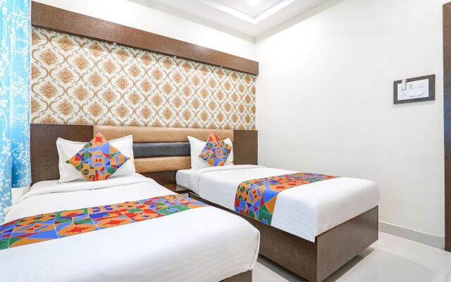 Fabexpress Geeta Palace