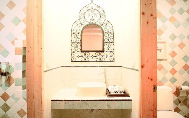 Spoondrift Hostal